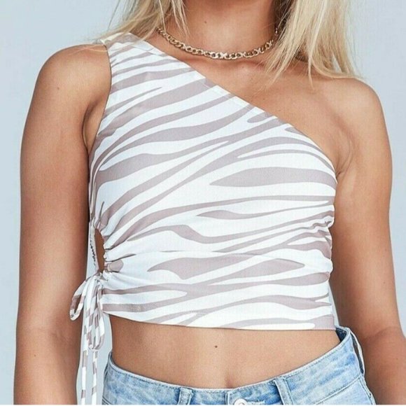 Princess Polly Christie Crop Top. Size 6. - Picture 1 of 4